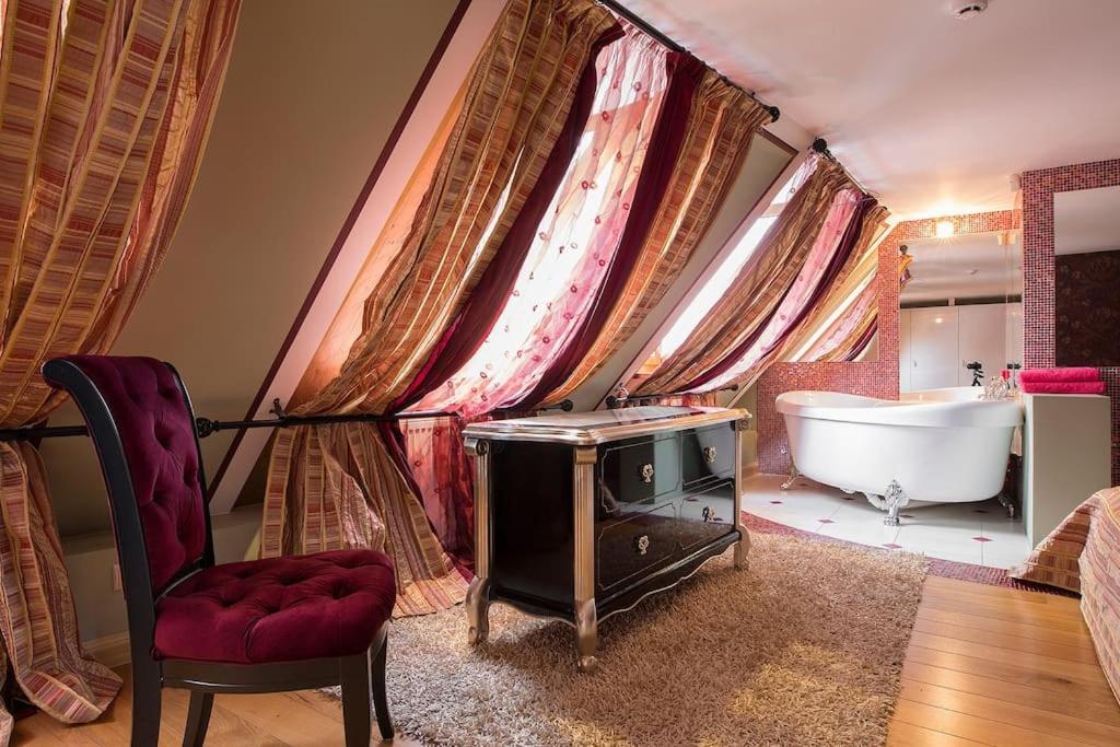 St.Roland Konventhof Apartment Riga Bagian luar foto